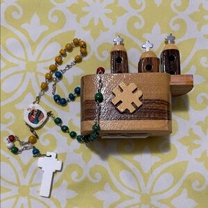 Hand Crafted Wooden Church Rosary Holder with Mini Rosary from Jalpan, QRO Mex